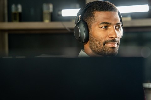 Słuchawki BT nauszne Poly Voyager Surround 80 UC Microsoft Teams Certified USB-C Headset + USB-C/A Adapter 8G7U0AA Słuchawki BT nauszne Poly Voyager Surround 80 UC Microsoft Teams Certified USB-C Headset + USB-C/A Adapter 8G7U0AA
