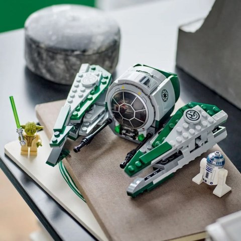 LEGO STAR WARS 75360 JEDI STARFIGHTER YODY LEGO STAR WARS 75360 JEDI STARFIGHTER YODY