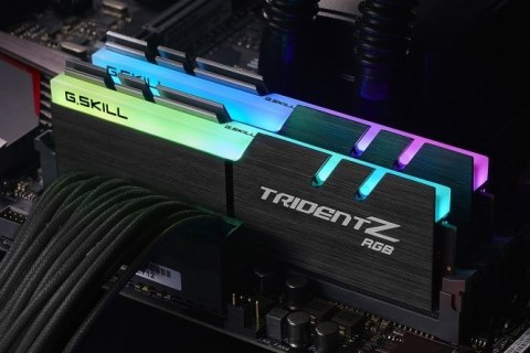 G.Skill Trident Z RGB (For AMD) F4-3600C18D-16GTZRX moduł pamięci 16 GB 2 x 8 GB DDR4 3600 Mhz G.Skill Trident Z RGB (For AMD) F4-3600C18D-16GTZRX moduł pamięci 16 GB 2 x 8 GB DDR4 3600 Mhz