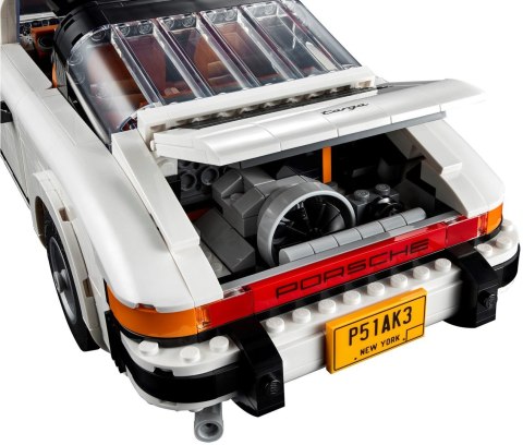 LEGO Creator Expert 10295 Porsche 911 LEGO Creator Expert 10295 Porsche 911