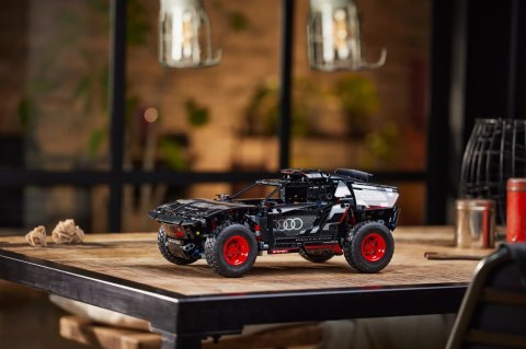 LEGO TECHNIC 42160 AUDI RS Q E-TRON LEGO TECHNIC 42160 AUDI RS Q E-TRON