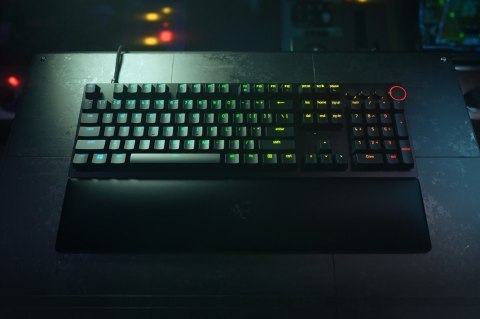 Klawiatura do gier Razer Huntsman V2, czerwony przełącznik - czarny Klawiatura do gier Razer Huntsman V2, czerwony przełącznik - czarny