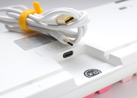 Ducky One 3 TKL klawiatura Gaming USB QWERTZ Niemiecki Różowy Ducky One 3 TKL klawiatura Gaming USB QWERTZ Niemiecki Różowy