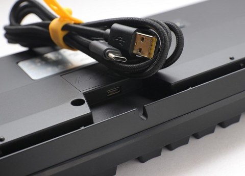 Ducky Origin Phantom Black klawiatura Uniwersalne USB QWERTZ Niemiecki Czarny Ducky Origin Phantom Black klawiatura Uniwersalne USB QWERTZ Niemiecki Czarny