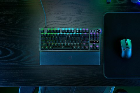 Razer RZ03-04980100-R3M1 klawiatura Gaming USB QWERTY US English Czarny Razer RZ03-04980100-R3M1 klawiatura Gaming USB QWERTY US English Czarny