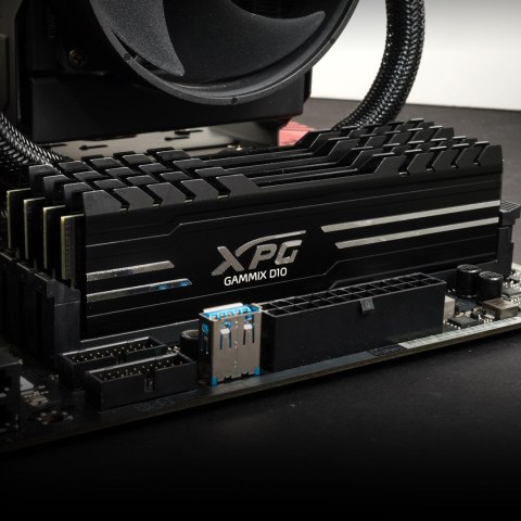 XPG GAMMIX D10 moduł pamięci 16 GB 1 x 16 GB DDR4 3600 MHz XPG GAMMIX D10 moduł pamięci 16 GB 1 x 16 GB DDR4 3600 MHz