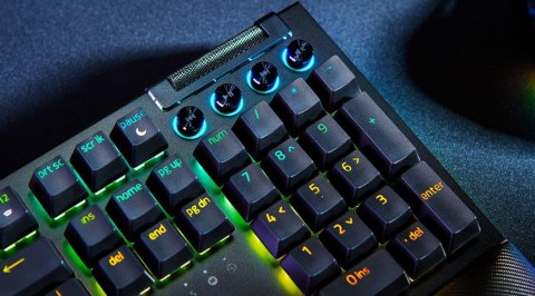 Mechaniczna klawiatura do gier Razer BlackWidow V4 X, żółty przełącznik, układ amerykański, przewodowy, czarny Razer Mechaniczna klawiatura do gier Razer BlackWidow V4 X, żółty przełącznik, układ amerykański, przewodowy, czarny Razer