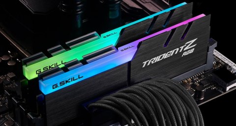 G.Skill Trident Z RGB F4-3600C16D-32GTZRC moduł pamięci 32 GB 2 x 16 GB DDR4 3600 Mhz G.Skill Trident Z RGB F4-3600C16D-32GTZRC moduł pamięci 32 GB 2 x 16 GB DDR4 3600 Mhz