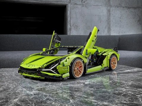 LEGO TECHNIC 42115 Lamborghini Sian FKP 37 LEGO TECHNIC 42115 Lamborghini Sian FKP 37