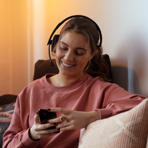 EPOS | SENNHEISER ADAPT 230 Zestaw słuchawkowy Bezprzewodowy Opaska na głowę Biuro/centrum telefoniczne Bluetooth Czarny EPOS | SENNHEISER ADAPT 230 Zestaw słuchawkowy Bezprzewodowy Opaska na głowę Biuro/centrum telefoniczne Bluetooth Czarny