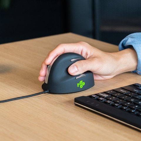 Ergonomiczna mysz dla praworęcznych R-Go Pele HE USB duża czarna/srebrna retail Ergonomiczna mysz dla praworęcznych R-Go Pele HE USB duża czarna/srebrna retail