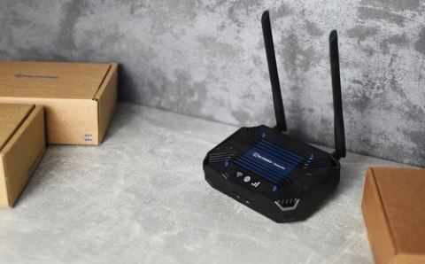 Teltonika TCR100 router bezprzewodowy Fast Ethernet Dual-band (2.4 GHz/5 GHz) 4G Czarny Teltonika TCR100 router bezprzewodowy Fast Ethernet Dual-band (2.4 GHz/5 GHz) 4G Czarny