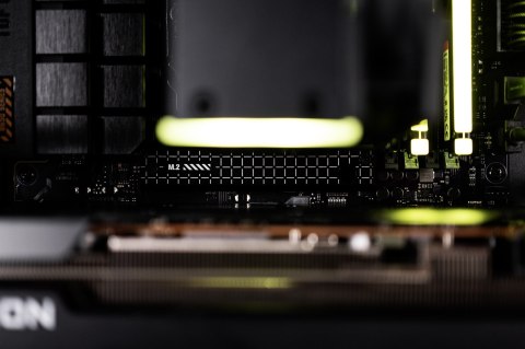 Actina iCUE 8700F/32GB/1TB/RX7800XT/750W Actina iCUE 8700F/32GB/1TB/RX7800XT/750W