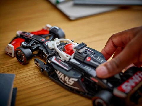 LEGO Speed Champions 77250 Bolid F1® MoneyGram Haas Team VF-24 LEGO Speed Champions 77250 Bolid F1® MoneyGram Haas Team VF-24